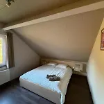 Comfortable In - 5 Bedrooms, 3 Bathrooms, Sauna Hébergement de vacances Herbeumont